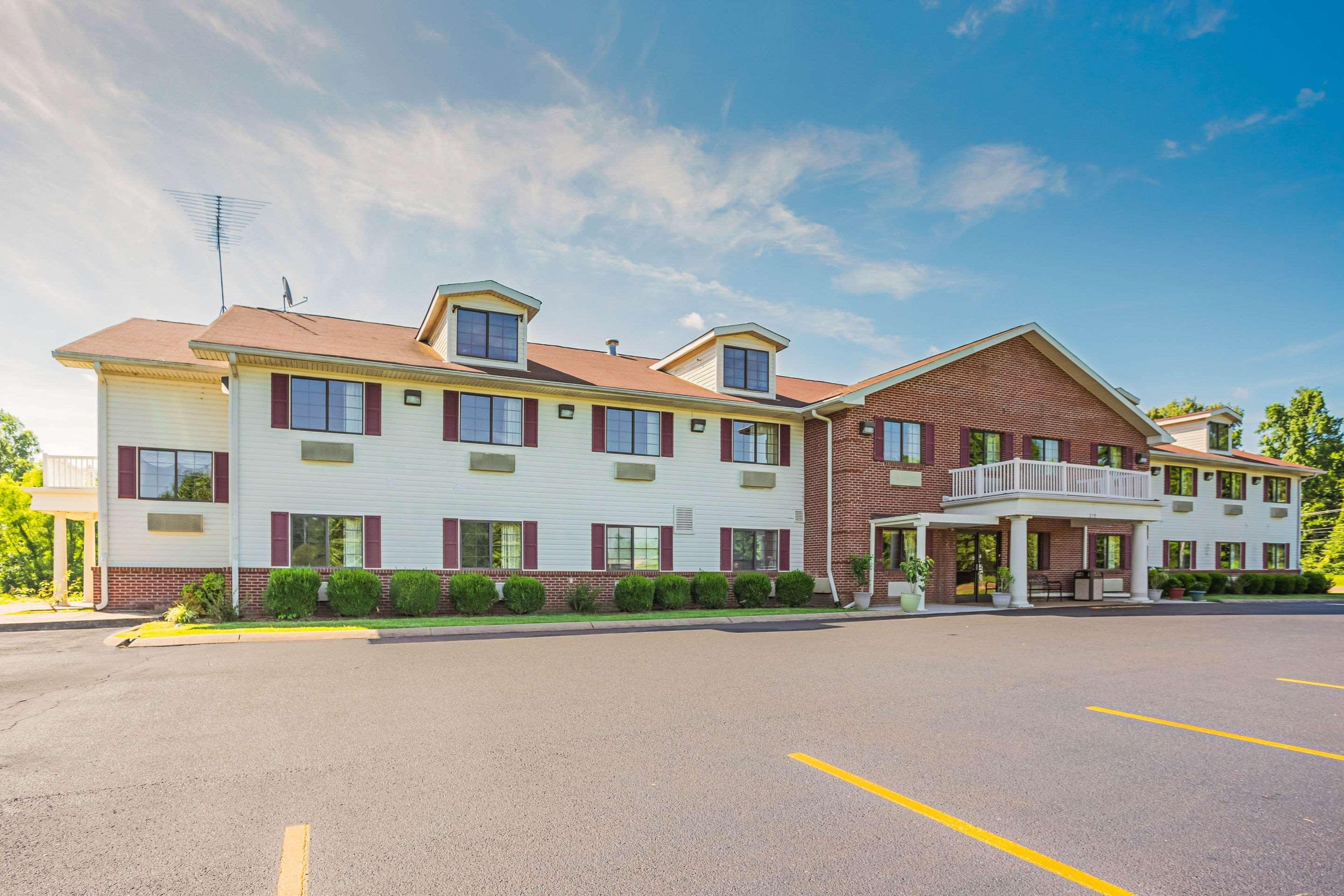 Econo Lodge Inn & Suites Ripley Ngoại thất bức ảnh