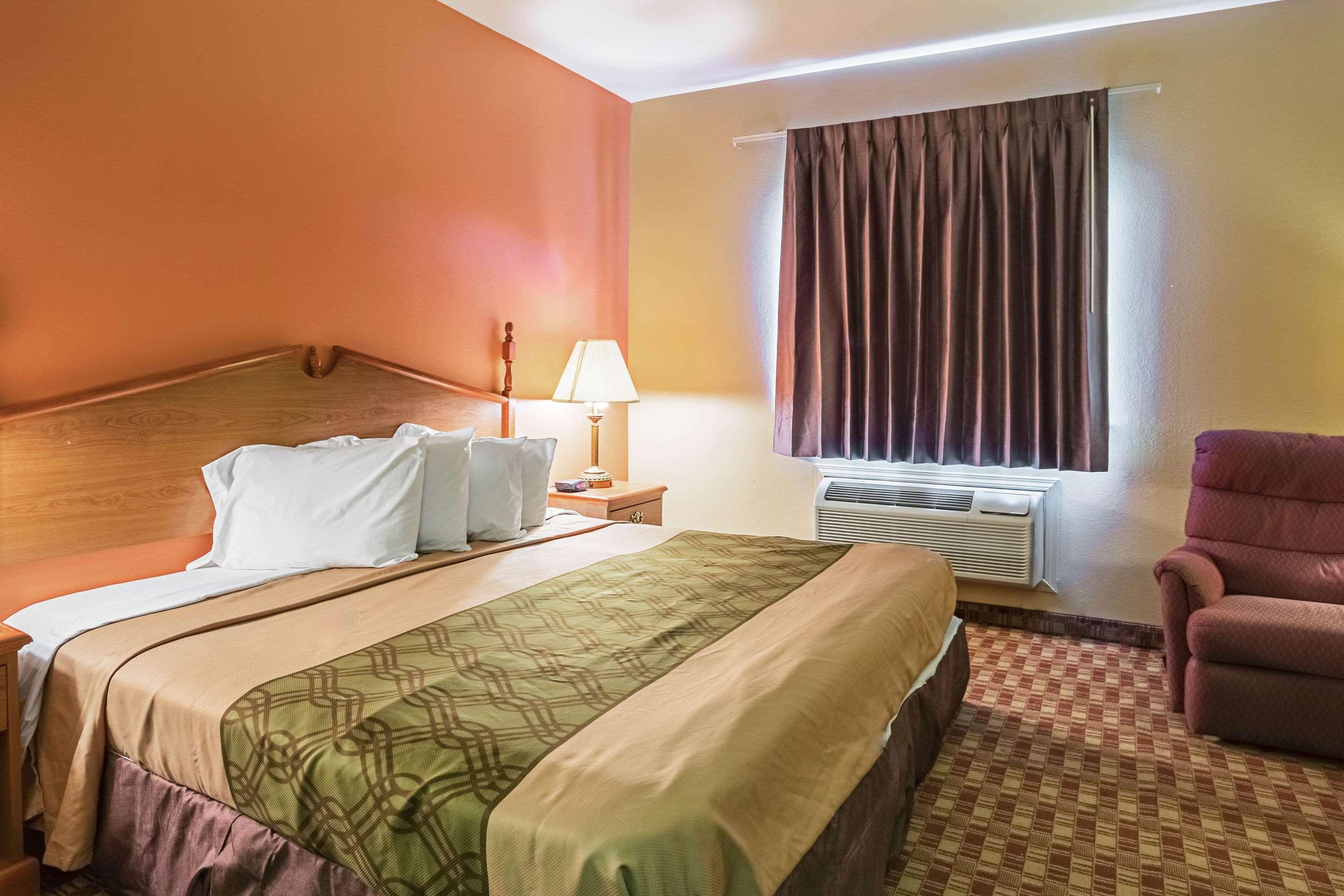 Econo Lodge Inn & Suites Ripley Ngoại thất bức ảnh