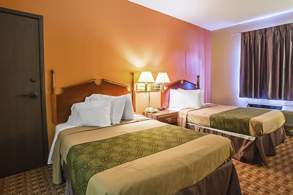 Econo Lodge Inn & Suites Ripley Phòng bức ảnh