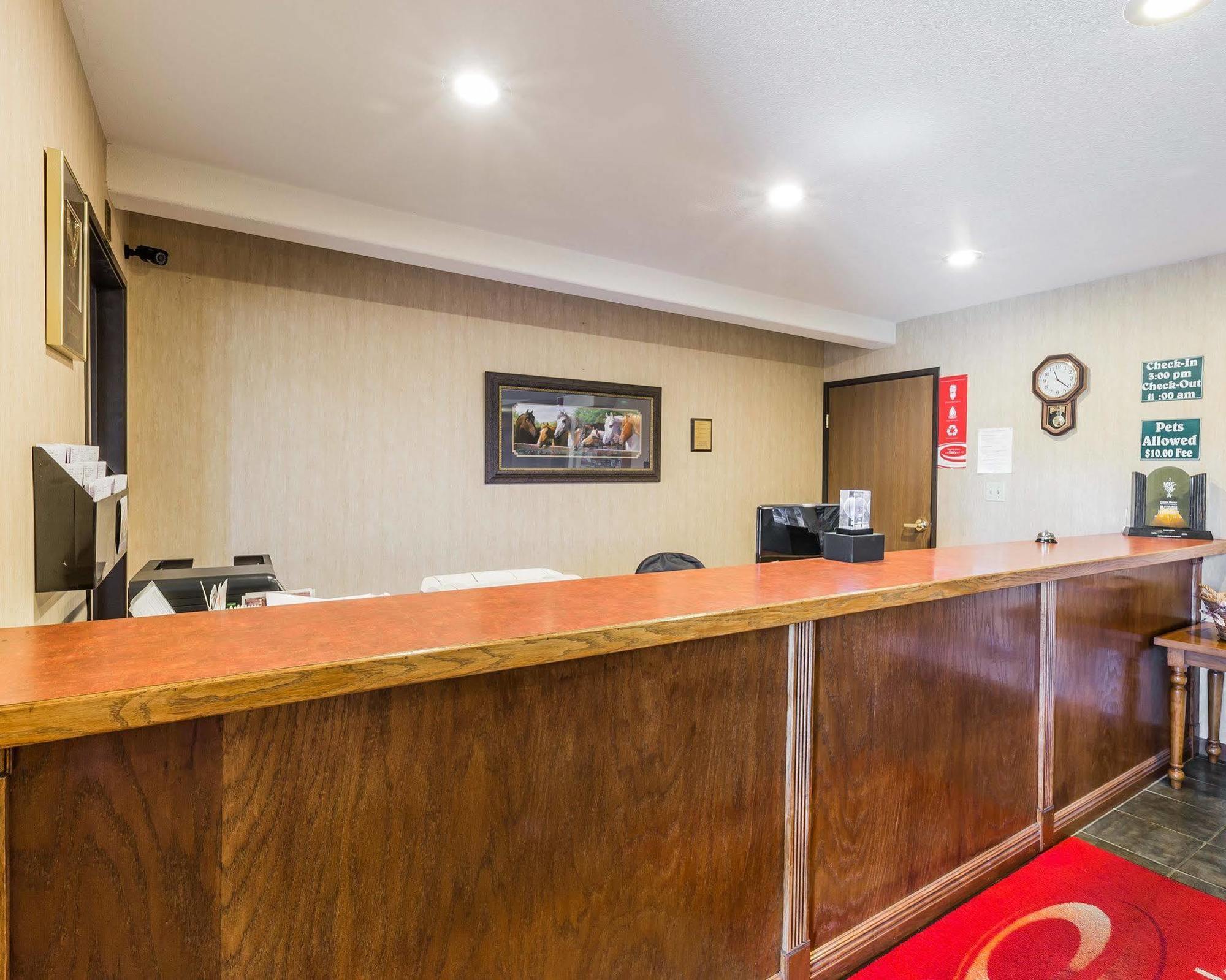 Econo Lodge Inn & Suites Ripley Ngoại thất bức ảnh