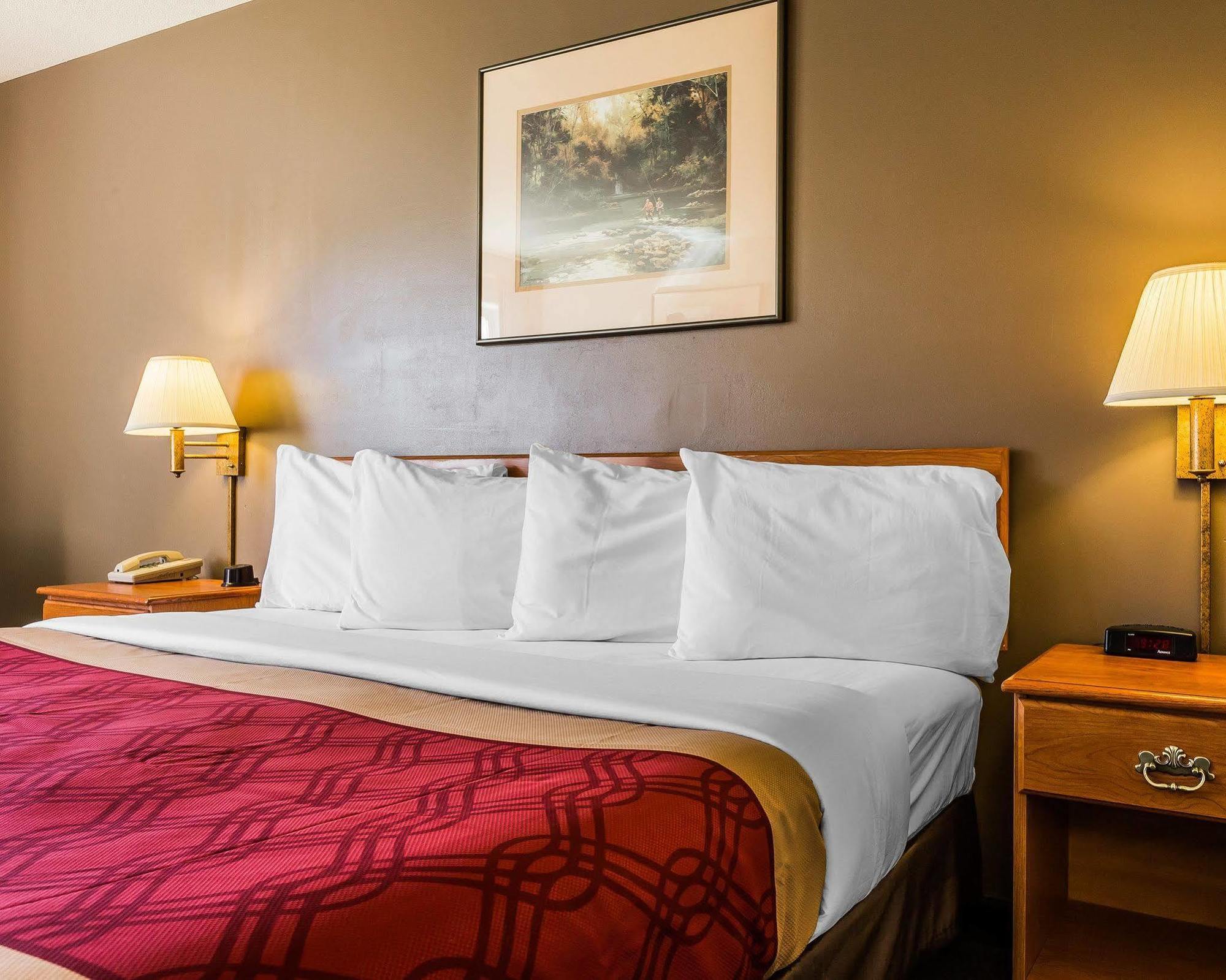 Econo Lodge Inn & Suites Ripley Ngoại thất bức ảnh